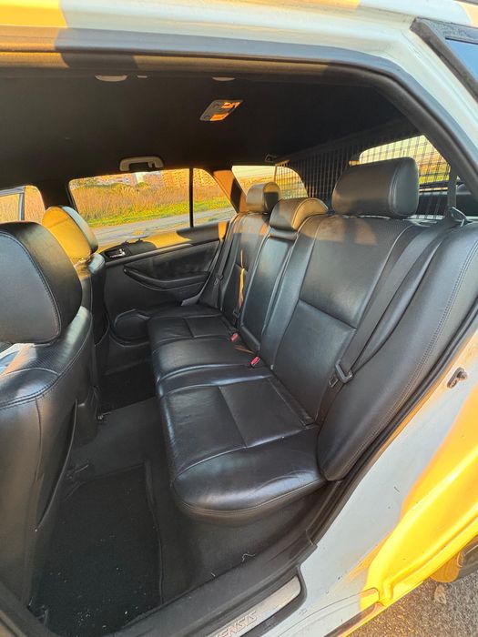 Toyota Avensis 2.0 D-4D | 2007 | Muito bem equipada