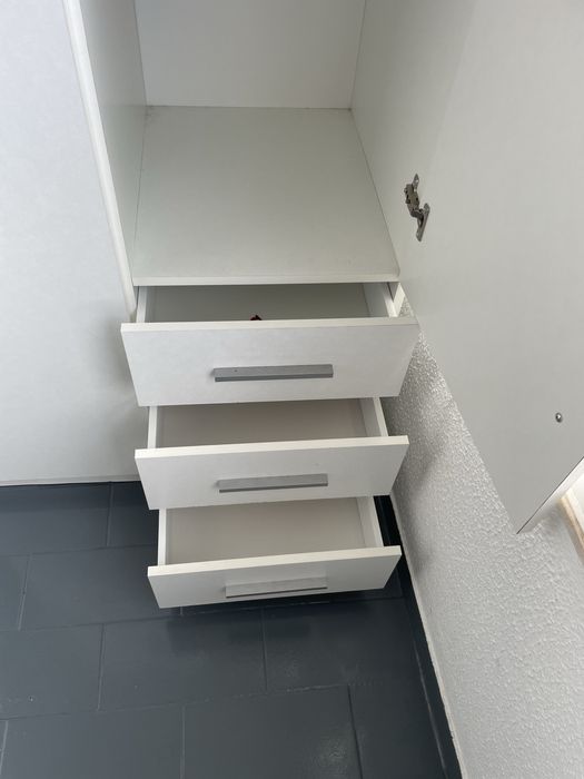 Roupeiro branco 3 portas 120cm