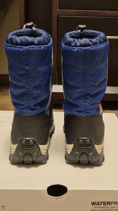 Kozaki, Śniegowce, buty zimowe Geox Himalaya rozmiar 31

Sprzedam Śni