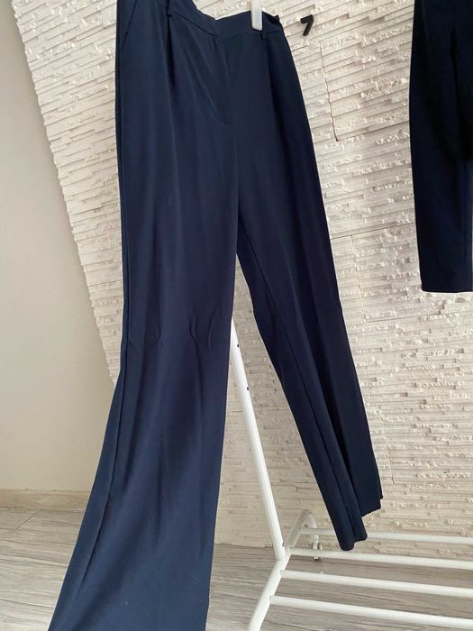 Zara granatowy garnitur krótki żakiet marynarka - szerokie spodnie