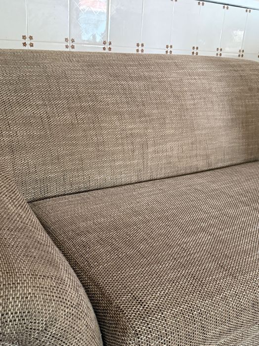 Sofá de 2 lugares + poltrona