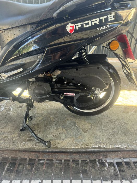 Продам Скутер 150 Кубв