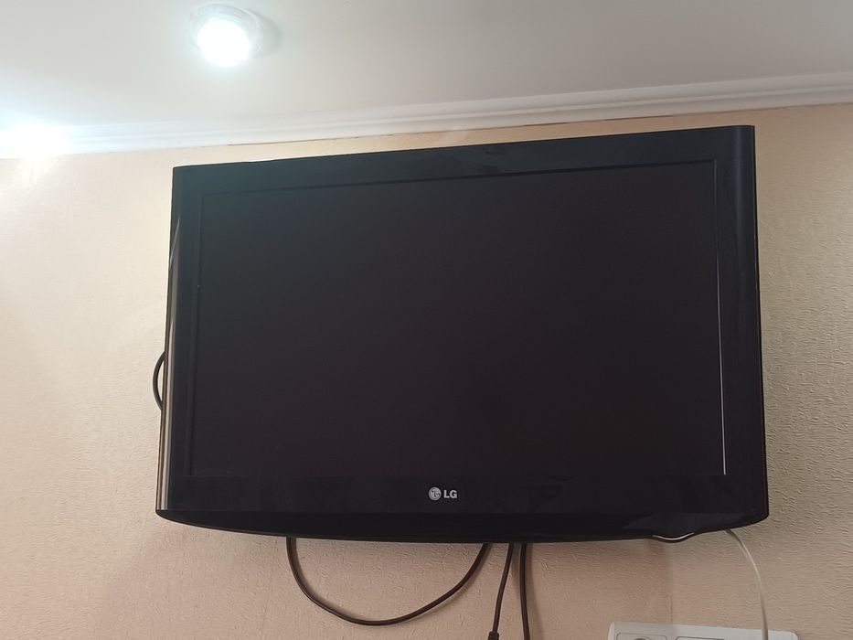 Телевізор LG 32 дюйма