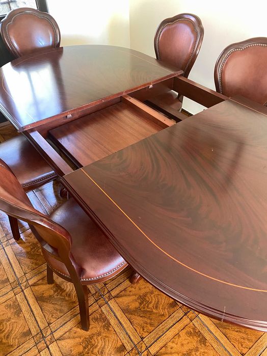 Mesa de refeição extensível