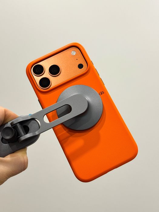 Чехол iPhone 17 Pro Max Beats Rugged Case Magsafe & Camera Control