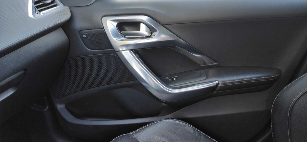 Peugeot 2008 1.6 e-HDi diesel