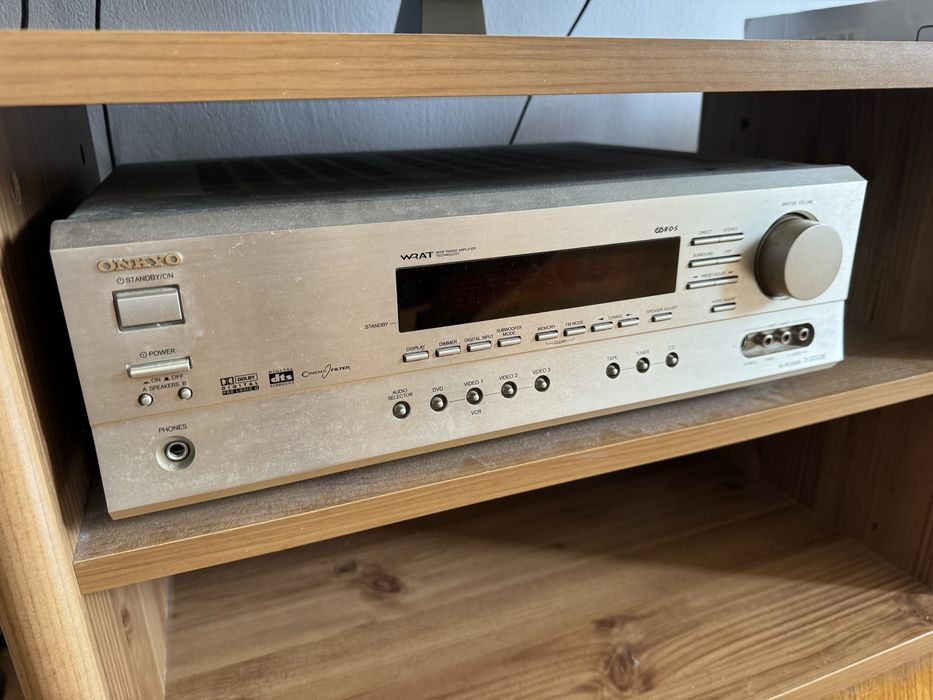 Amplituner Onkyo TX-SR500E