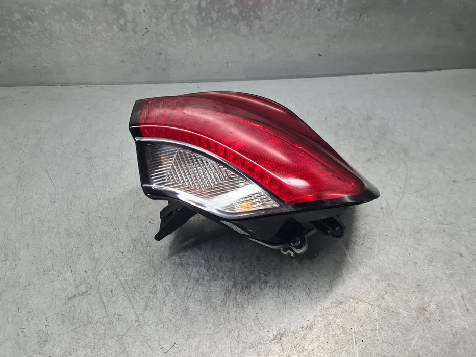 Farolim direito FIAT Tipo Hatchback (357_)