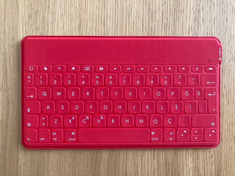 Teclado Bluetooth Logitech Keys To Go como novo