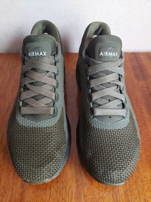 Кроссовки Nike air max zero premium оригінал 

Розмір по бірці:
Us 8