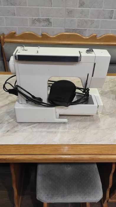 Електрична швейна машина  NECCHI  type559