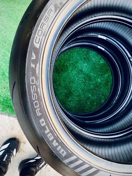 Pirelli Diablo Rosso IV Corsa