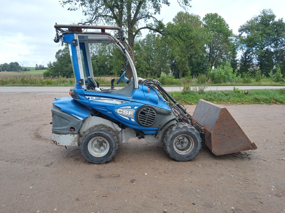 Multione SL-835 Mini ładowarka przegubowa