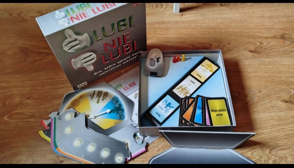 Gra towarzyska planszowa Lubi, nie lubi