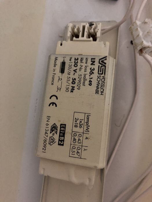 Candeeiro com armadura