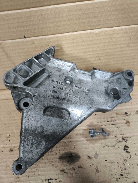 Łapa wspornik silnika VW Golf Seat Leon II 2.0 TDI 03G199207E Siedlce