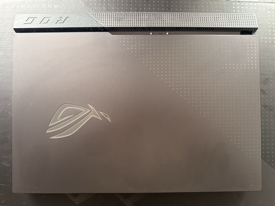 Laptop gamingowy ASUS ROG Strix G15 (G513RC)