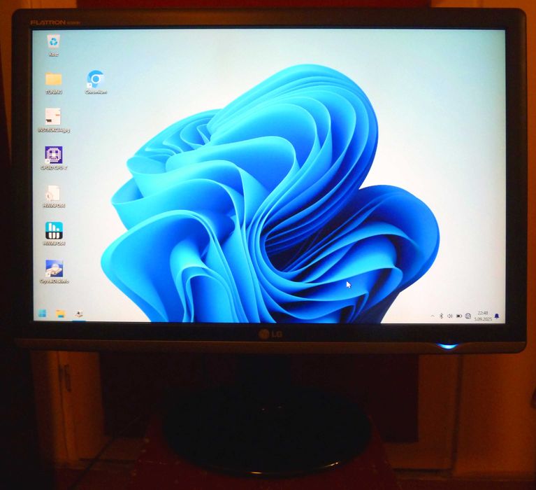 30" calowy monitor LG Flatron W3000H - 2560x1600 - IPS - DVI - WROCŁAW