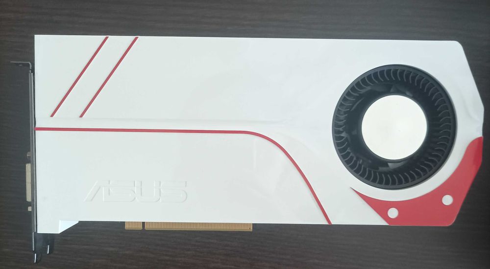 ASUS GeForce GTX 960 2 GB GDDR5
