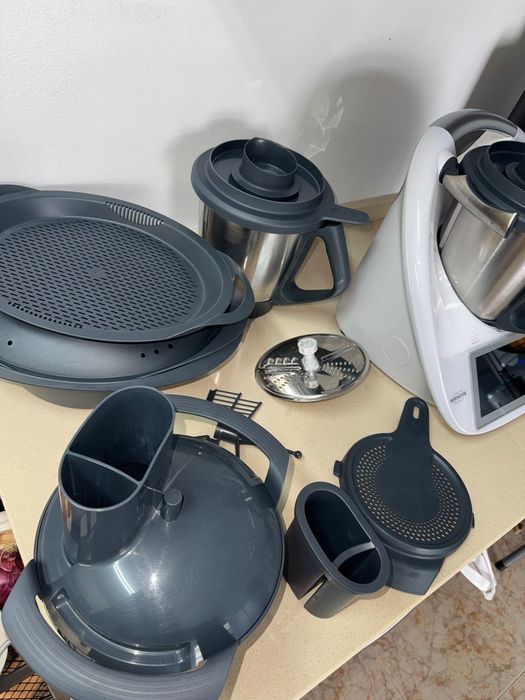 Bimby TM6 Vorwerk + 2 Copos + Mandolina + Acessórios | Pouco Uso