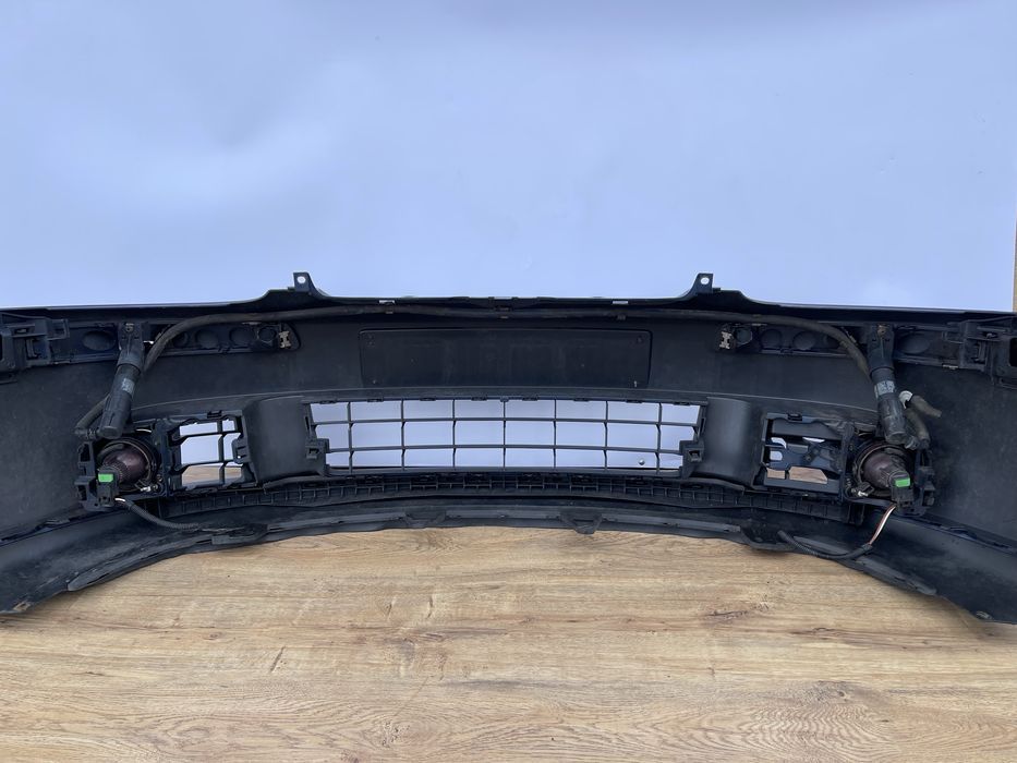 Бампер передній VW Golf 5 LD5Q хетчбек 2003-2008 Фольксваген Гольф 5