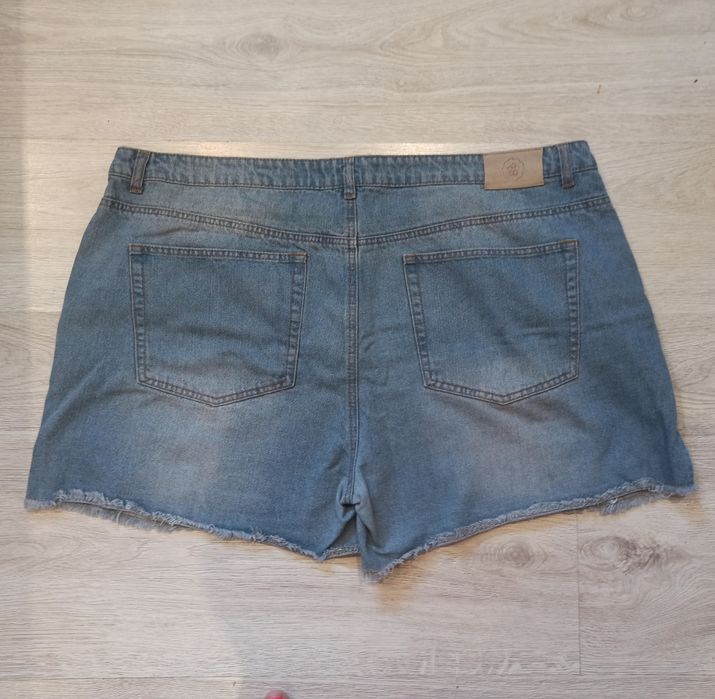 Spodenki Daisy Street Plus roz.48, szyk, lato, wygoda,styl i luz !