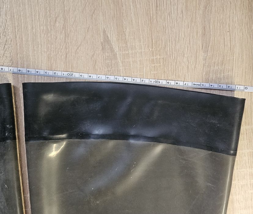 Панчохи зі справнього латексу