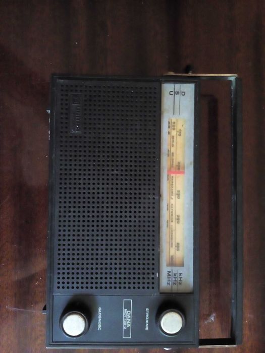 Radioodbiornik przenośny Unitra Dana MOT 728-2