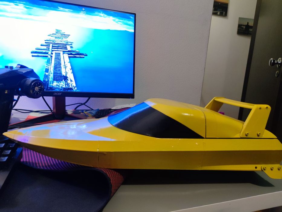 Barco RC jet boat 6s