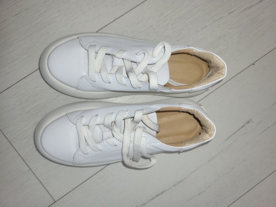 Кросівки натуральна шкіра