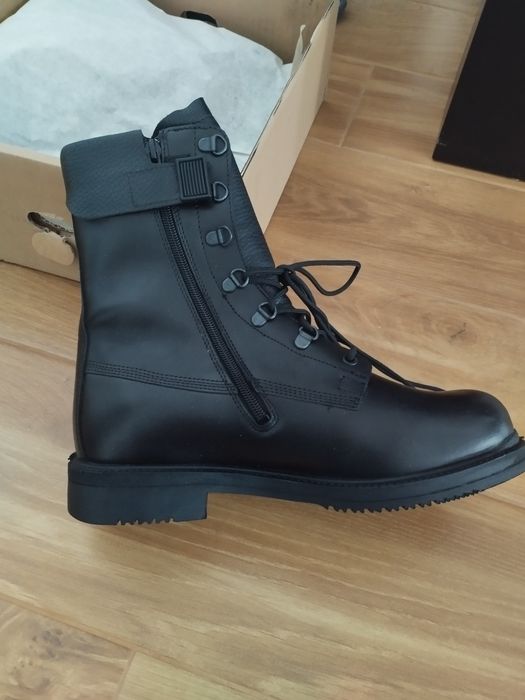 Trzewiki wojskowe pilota