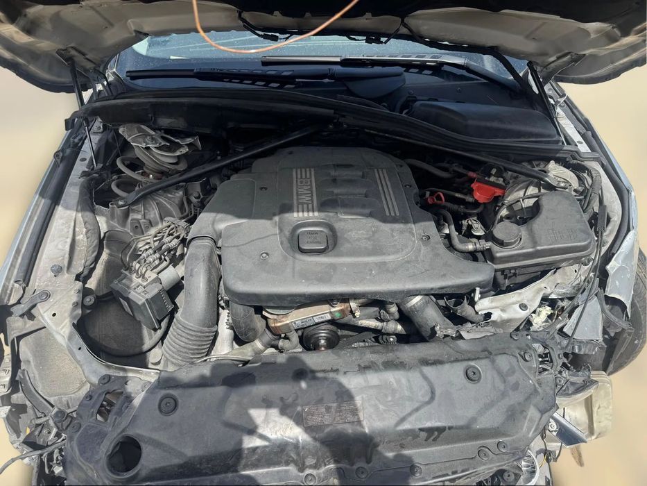 BMW E60 520 d de 2006 para peças