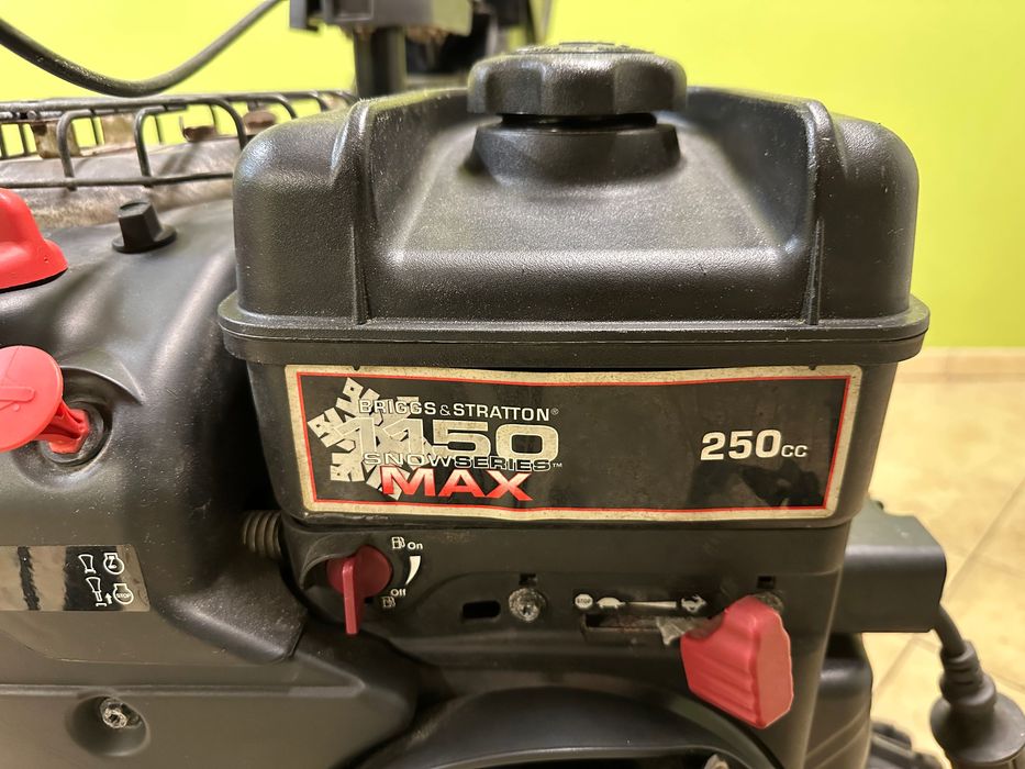 Odśnieżarka Toro Power Max 826 OE
