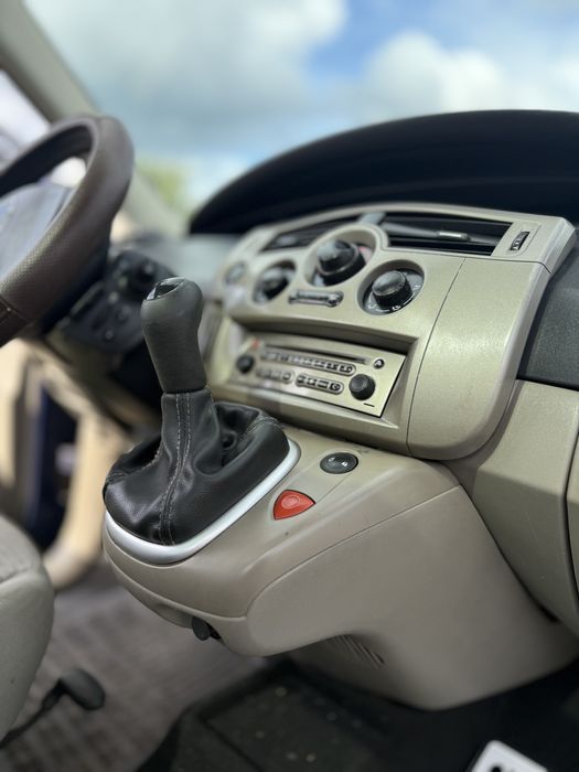 CAR4YOU Renault Megane Scenic 1.6 Benzyna 2006 Opłacony Klima 161565km