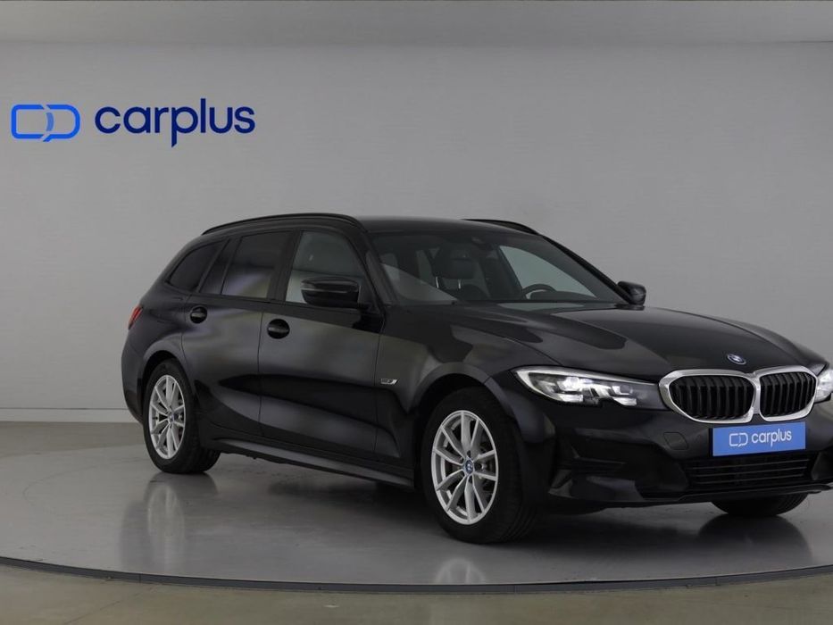 BMW 320 e Auto64281785284738121