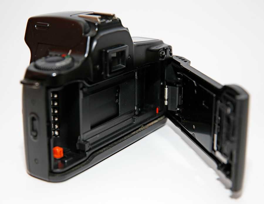Canon EOS 1000F - Máquina fotográfica analógica