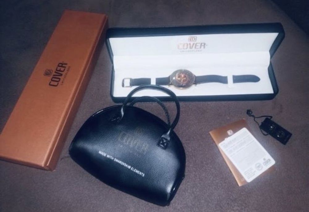 швейцарские часы Cover