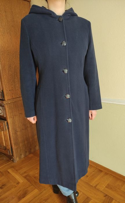 Płaszcz z kapturem 38