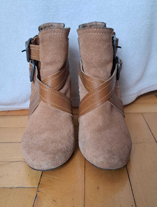 Skórzane botki Zara Basic Klamra rozmiar 37