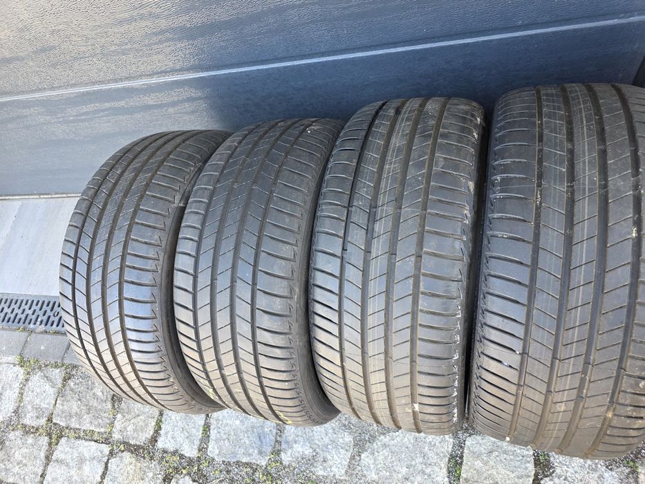 Komplet opon 245/40/19 Bridgestone Turanza T005 nowe