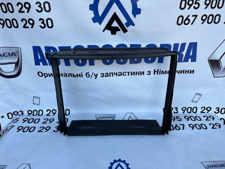 Дефлектор радіатора Renault Dokker / Lodgy