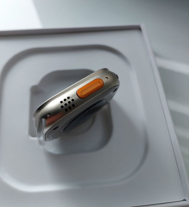 Смарт годинник Apple Watch Ultra 2 Titanium case 49mm
