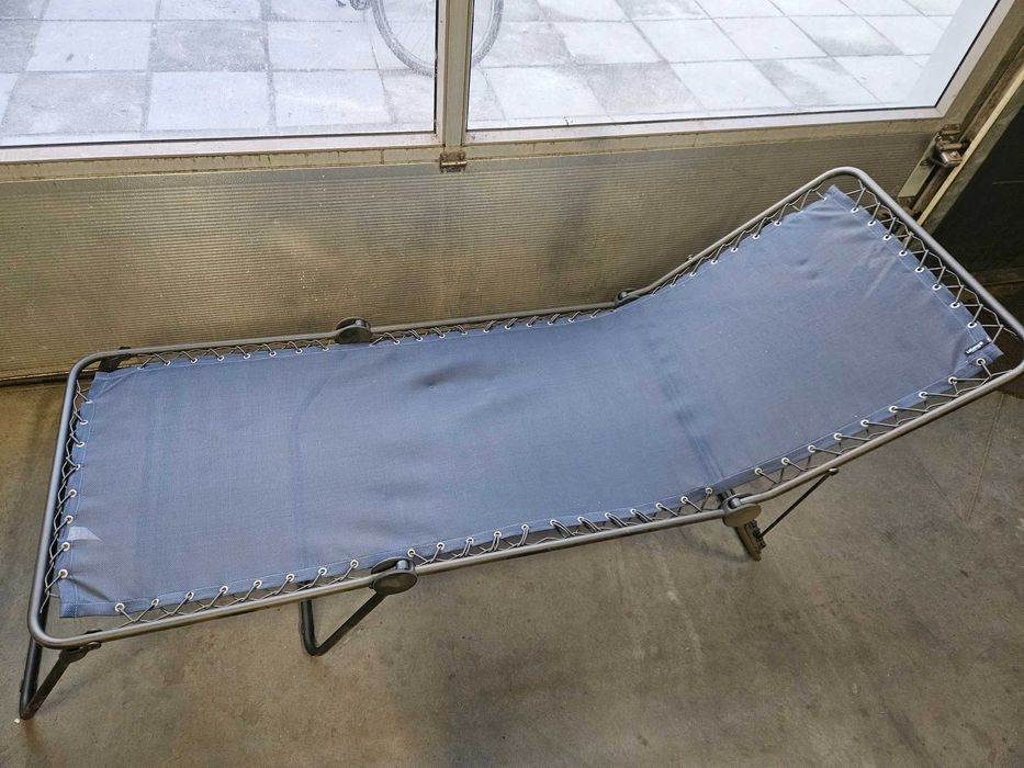 Łóżko rozkładane turystyczne Lafuma Siesta leżak kamper kemping basen