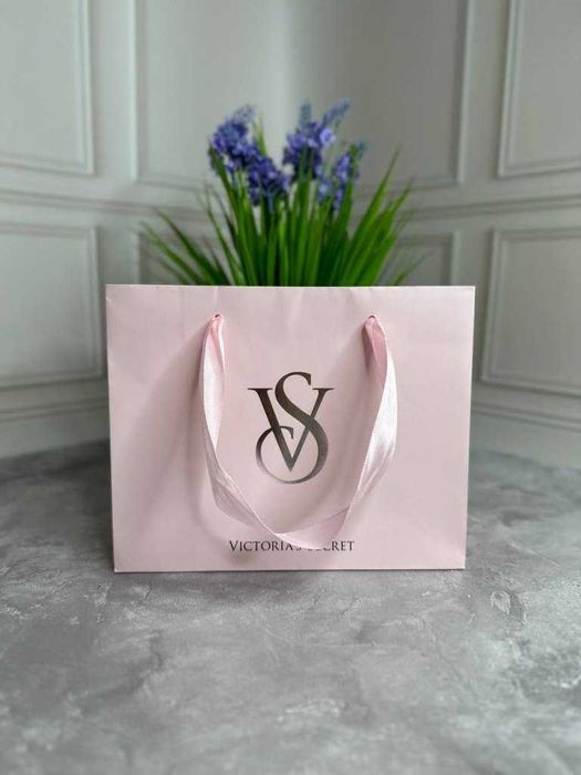 Женское белье Victoria's Secret. Жіночі мережевні трусики/бразиліани Вікторія Сікрет