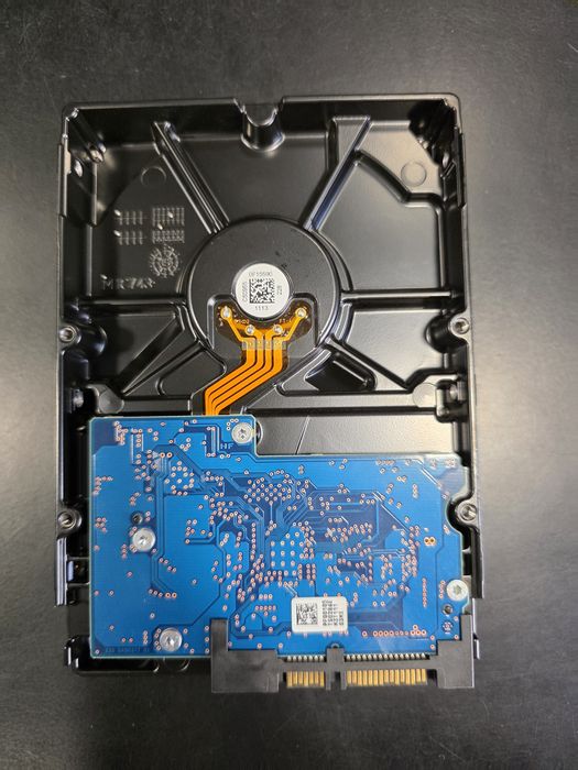 Disco  HDD Toshiba 3.5 Sata 1TB