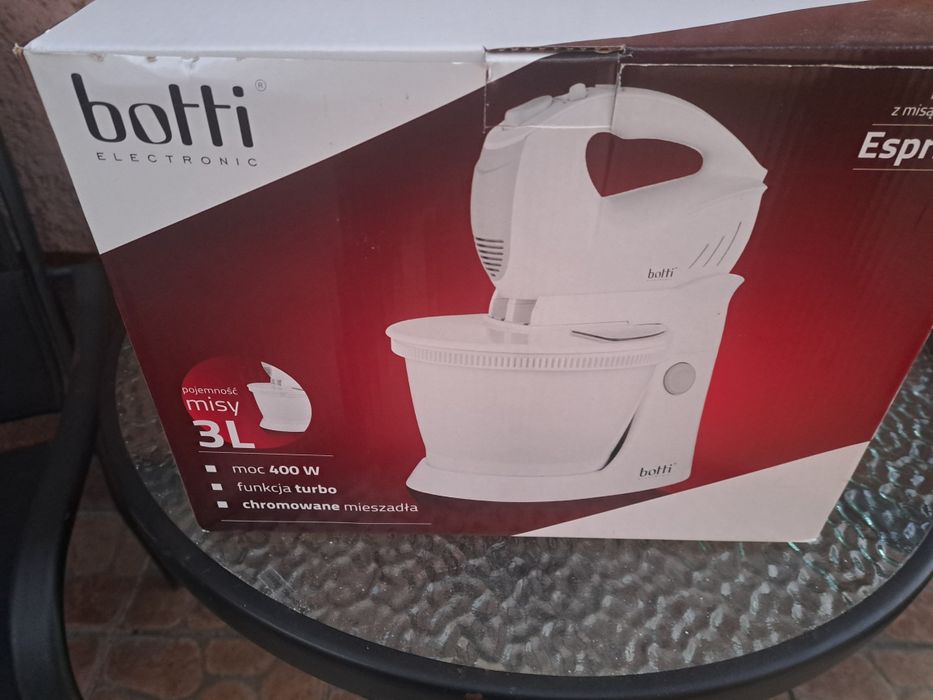 Mikser z misą obrotową  3L 400W