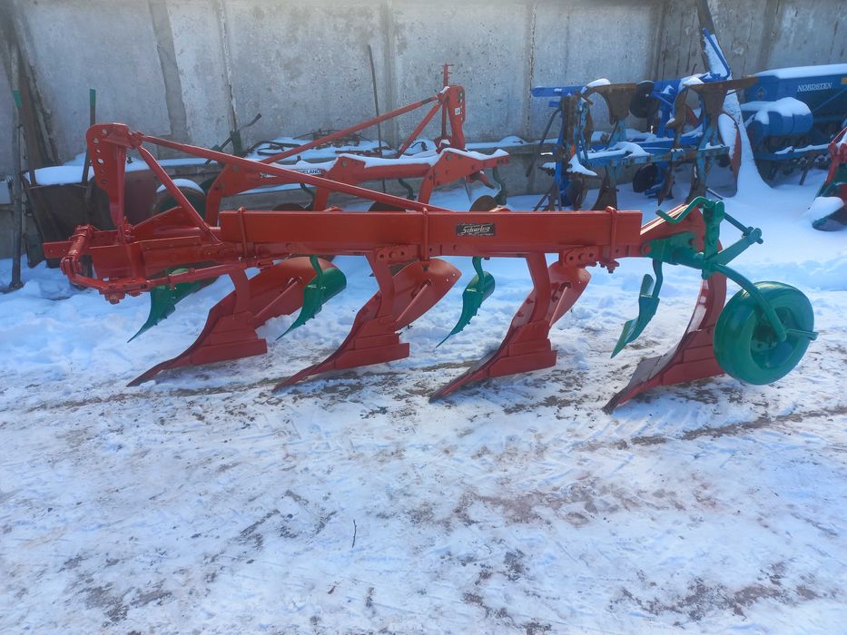 Плуг Квернеланд Kverneland
