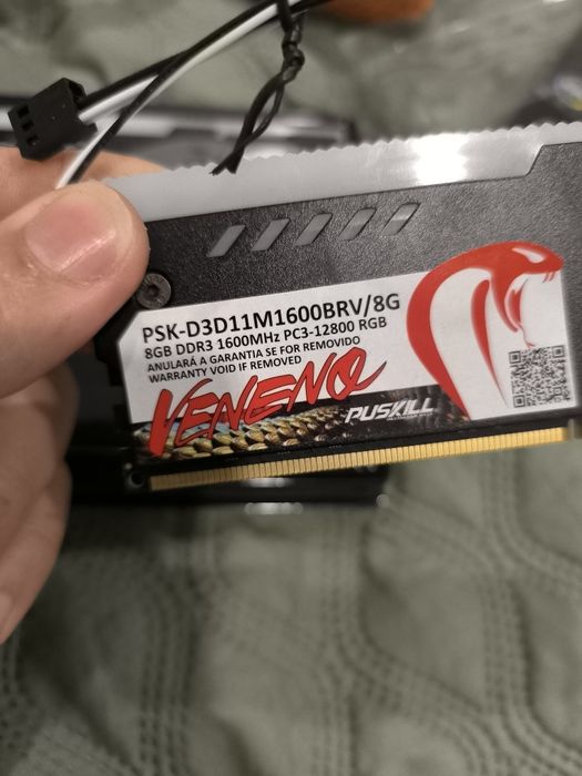 Memoria DDR3 1600MHz RGB 2x8GB Dual Channel