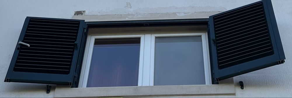 #8 Disponivel Portada e janela dupla oscilo-batente