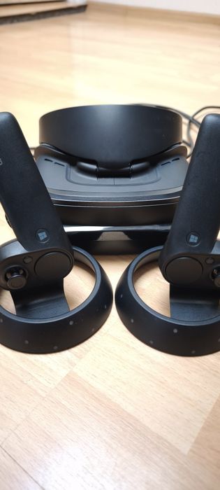 VR Lenovo Explorer